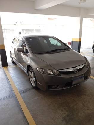 HONDA CIVIC 1.8 LXS 16V FLEX 4P MANUAL HONDA CIVIC 1.8 LXS 16V FLEX 4P MANUAL